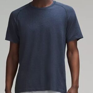 LIKE NEW Lululemon Metal Vent Tech Short Sleeve XL Heathered Blue